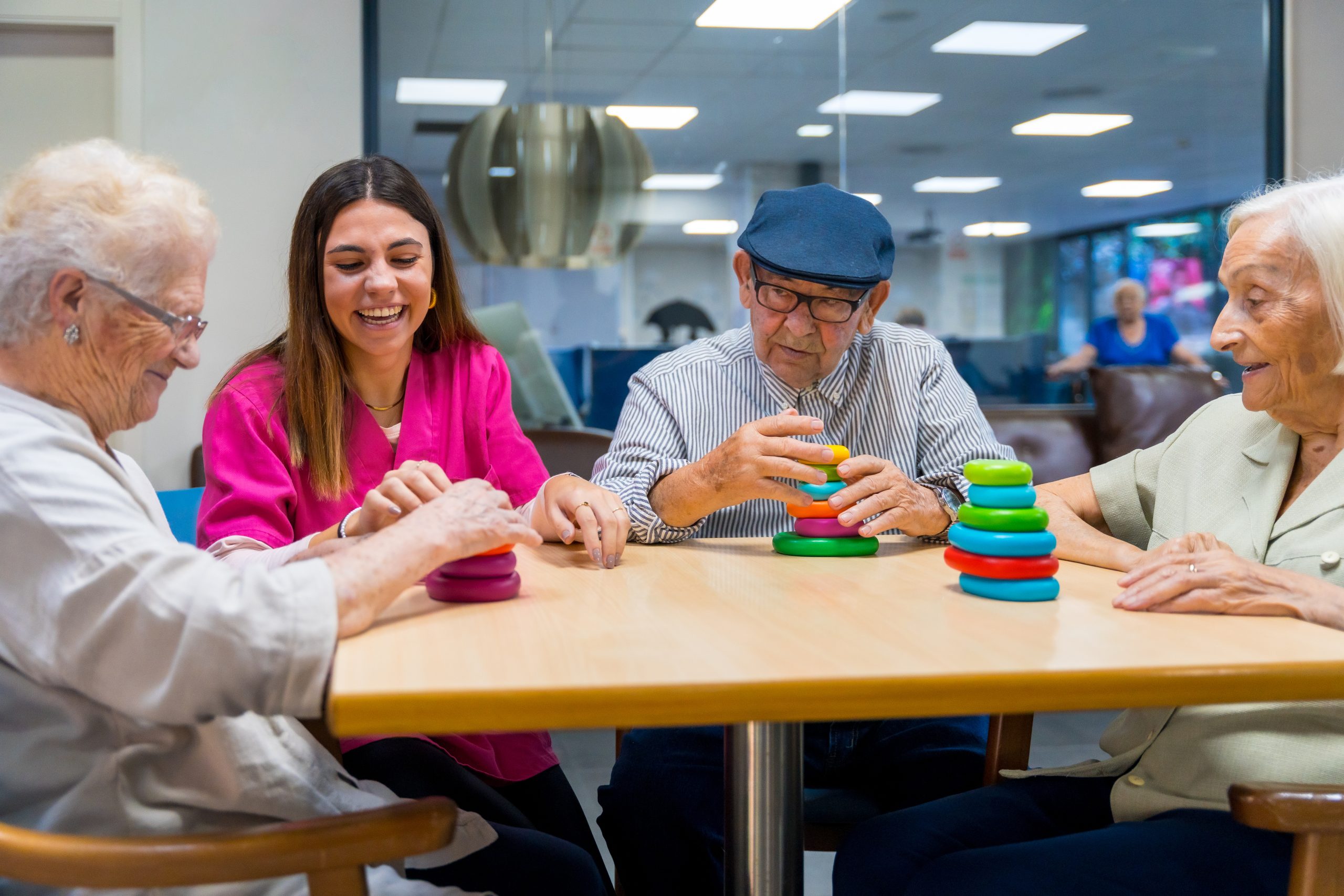 Estimulación Cognitiva para Adultos Mayores y Personas con Alzheimer: mejorando la salud mental